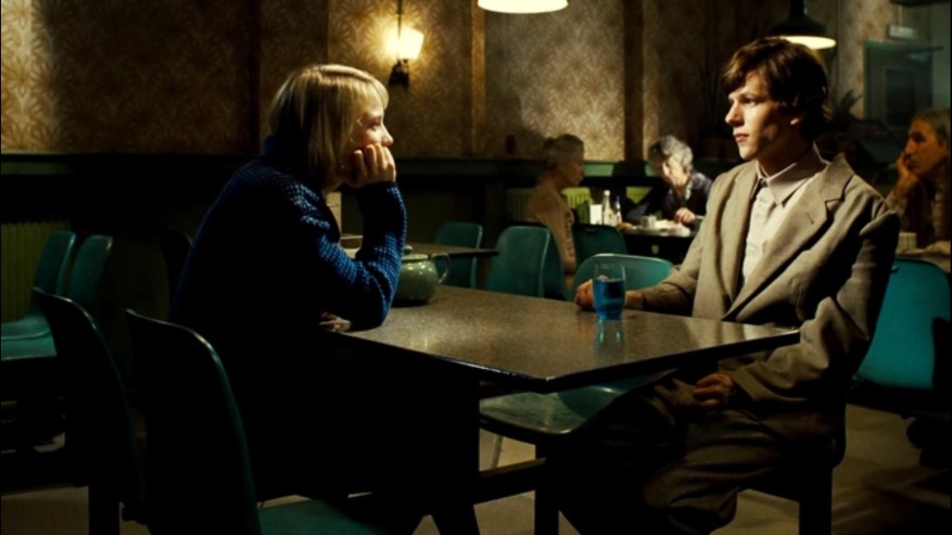 Jesse Eisenberg and Mia Wasikowska