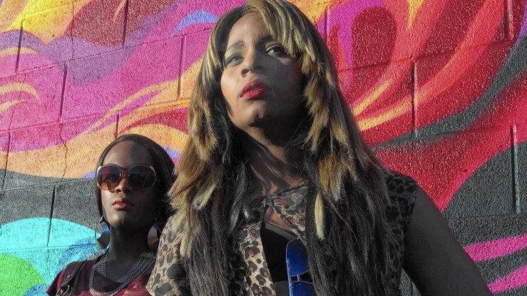 la-et-mn-tangerine-review-20150710