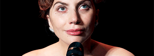 a star is born final scene